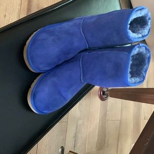 Blue suede Uggs
